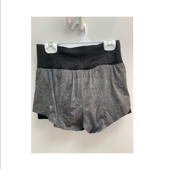 Lululemon Squad Goals Shorts - Picture 2 of 5